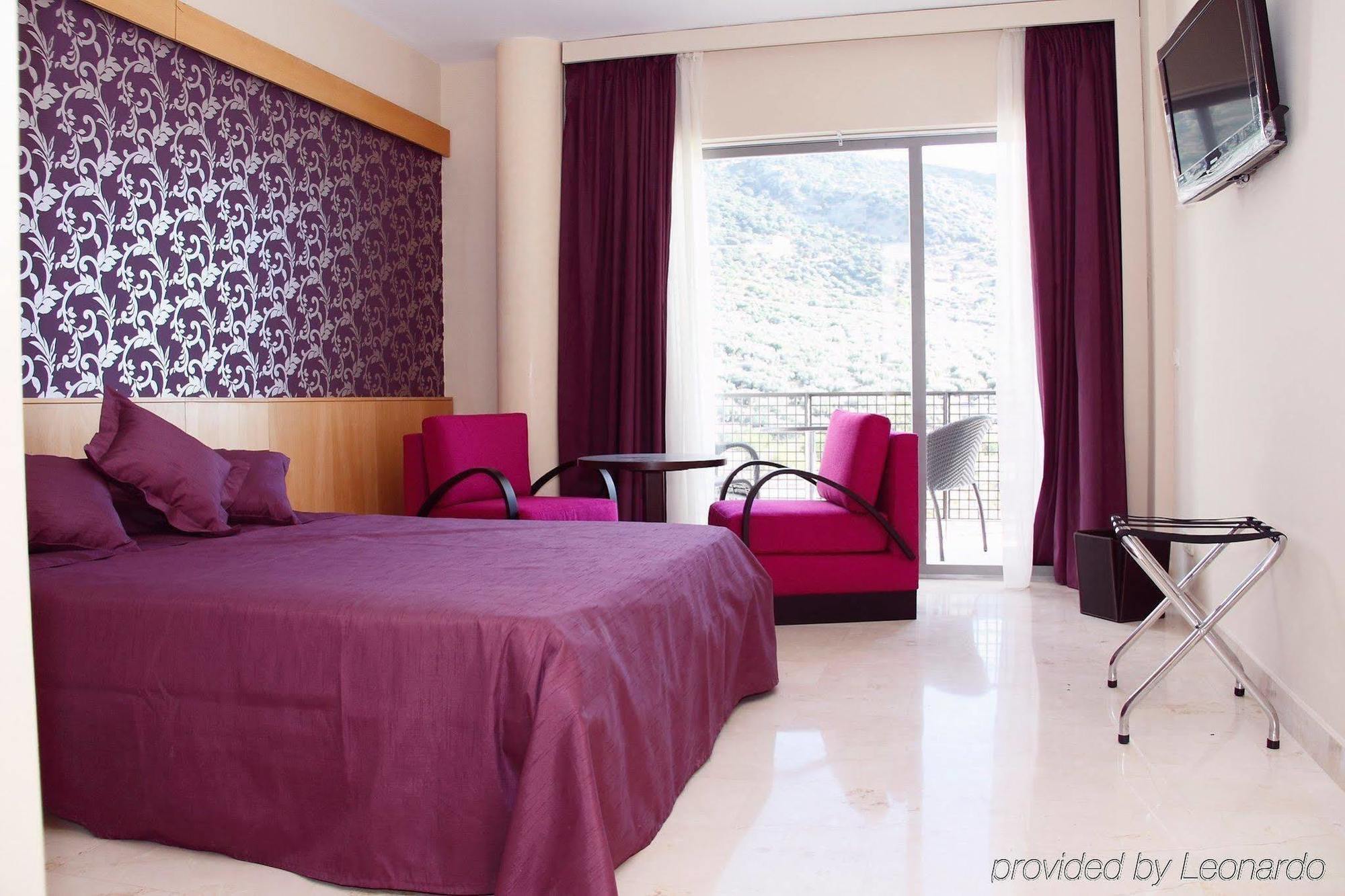 Hotel Mencia Subbetica Dona Mencia Bilik gambar